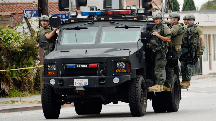 texas-police-hits-organic-farm-with-massive-swat-raid_si.jpg