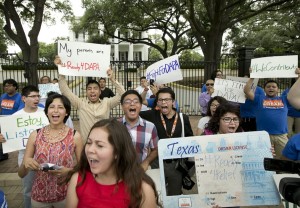 Immigration_Rallies-08aea-4328