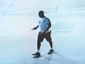 635764168106695883-suspect