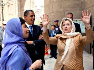 Hillary-Barack-White-House-Flickr-640x480