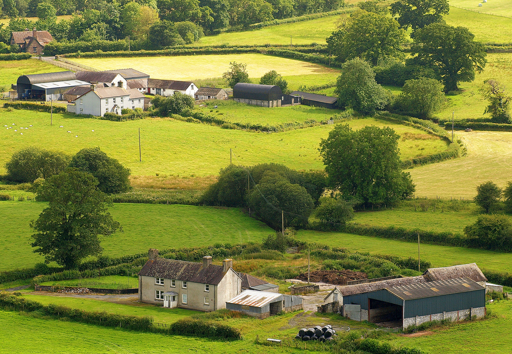 7-things-people-love-about-living-in-rural-areas-embrace-home-loans